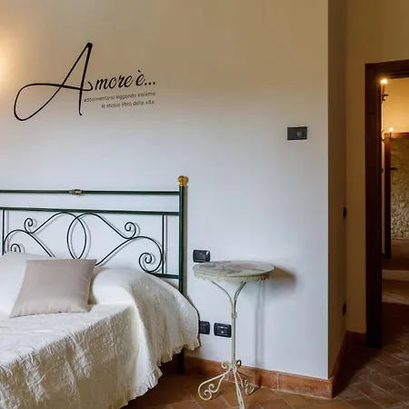 Agostini 10, Emma 빌라